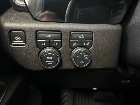 Certified 2023 Chevrolet Silverado 1500 LT image 10