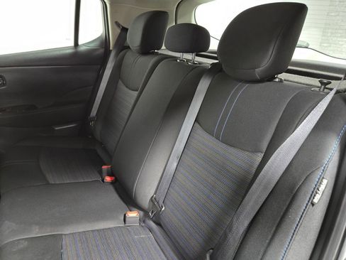 Used 2024 Nissan Leaf SV Plus image 31