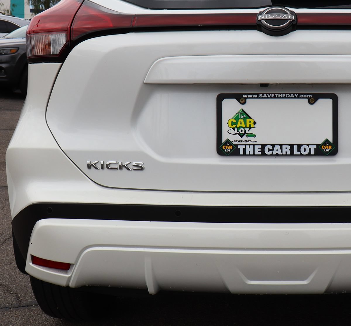 Used 2023 Nissan Kicks SV FWD image 19