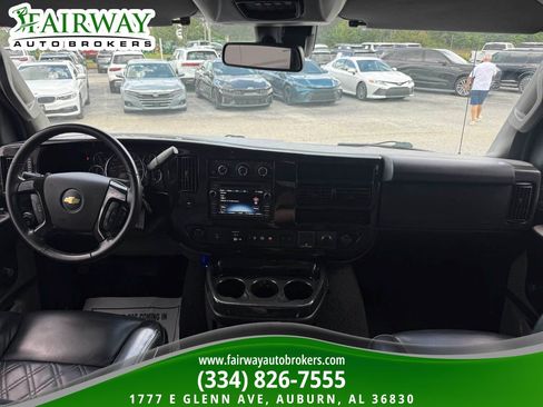 Used 2021 Chevrolet Express 2500 w/ Enhanced Convenience Package RWD image 14