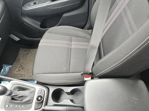 Used 2023 Hyundai Venue SEL image 41