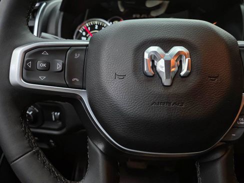 Used 2025 RAM 1500 Big Horn AWD/4WD image 20