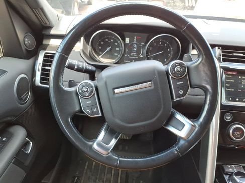 Used 2017 Land Rover Discovery HSE AWD/4WD image 20
