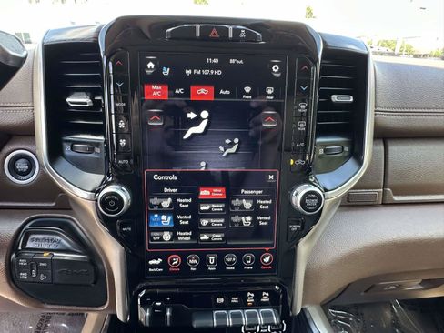 Used 2021 RAM 2500 Laramie AWD/4WD image 11