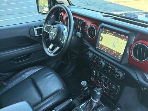 Used 2020 Jeep Gladiator Rubicon w/ Dual Top Group AWD/4WD image 21