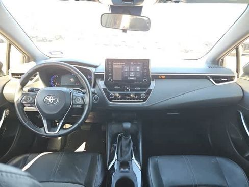 Used 2019 Toyota Corolla XSE image 19