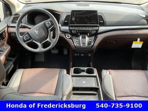 Certified 2026 Honda Odyssey Touring image 52