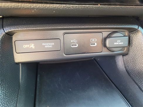 Certified 2025 Honda Civic Sport image 20