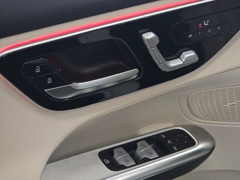 Certified 2025 Mercedes-Benz GLC 300 GLC 300 image 34