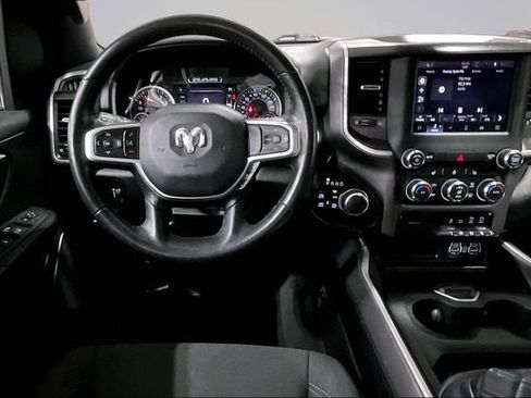 Used 2022 RAM 1500 Big Horn AWD/4WD image 5