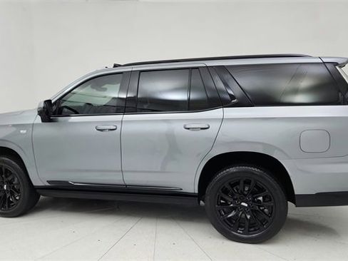 Used 2026 Cadillac Escalade Sport w/ LPO, ONYX Package image 4