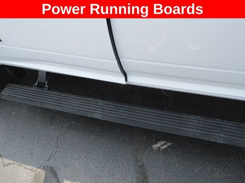 Used 2025 RAM 3500 Limited AWD/4WD image 17