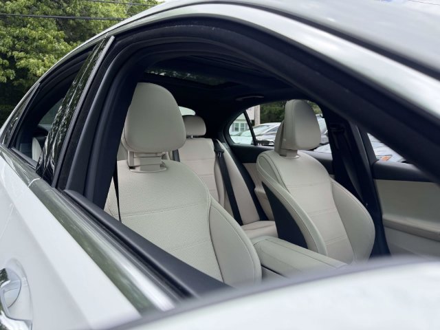 Used 2025 Mercedes-Benz C 300 4MATIC Sedan image 11
