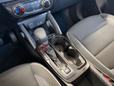 Used 2025 Chevrolet TrailBlazer LT image 39