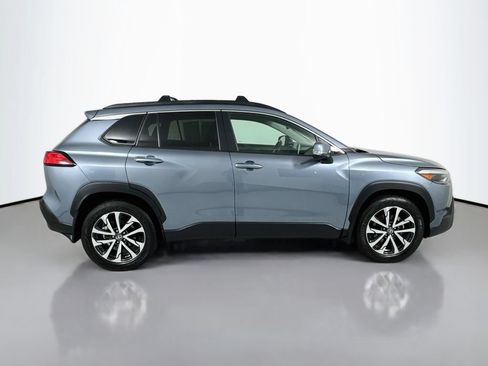 Used 2024 Toyota Corolla Cross XLE AWD/4WD image 8