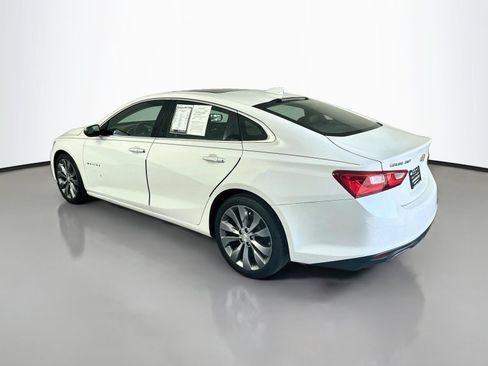 Used 2017 Chevrolet Malibu Premier w/ Premier Sun and Wheel Package FWD image 5