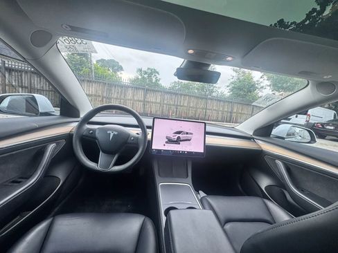 Used 2023 Tesla Model 3 Standard Range RWD image 2