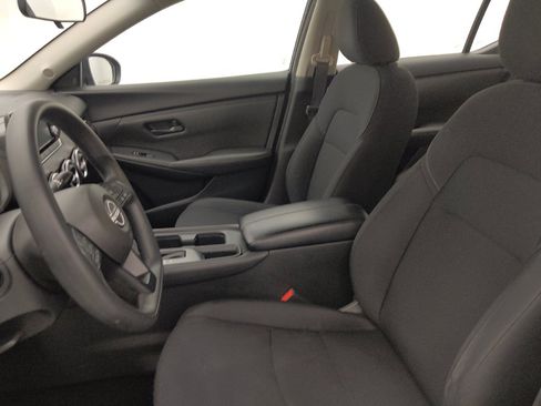 Used 2024 Nissan Sentra S FWD image 17