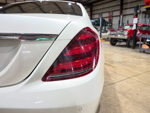 Used 2019 Mercedes-Benz S 450 Sedan image 40