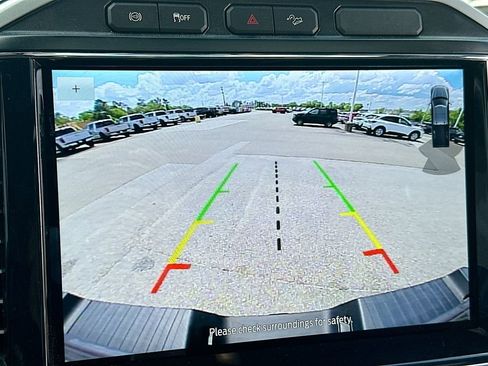 Used 2022 Ford F250 Lariat w/ Lariat Ultimate Package AWD/4WD image 23