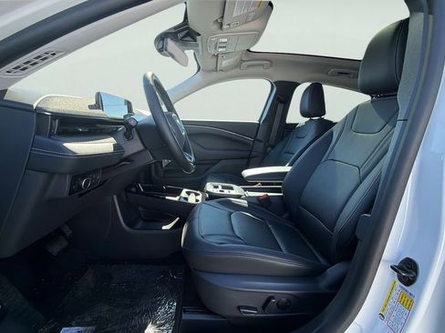 New 2026 Ford Mustang Mach-E Premium image 22