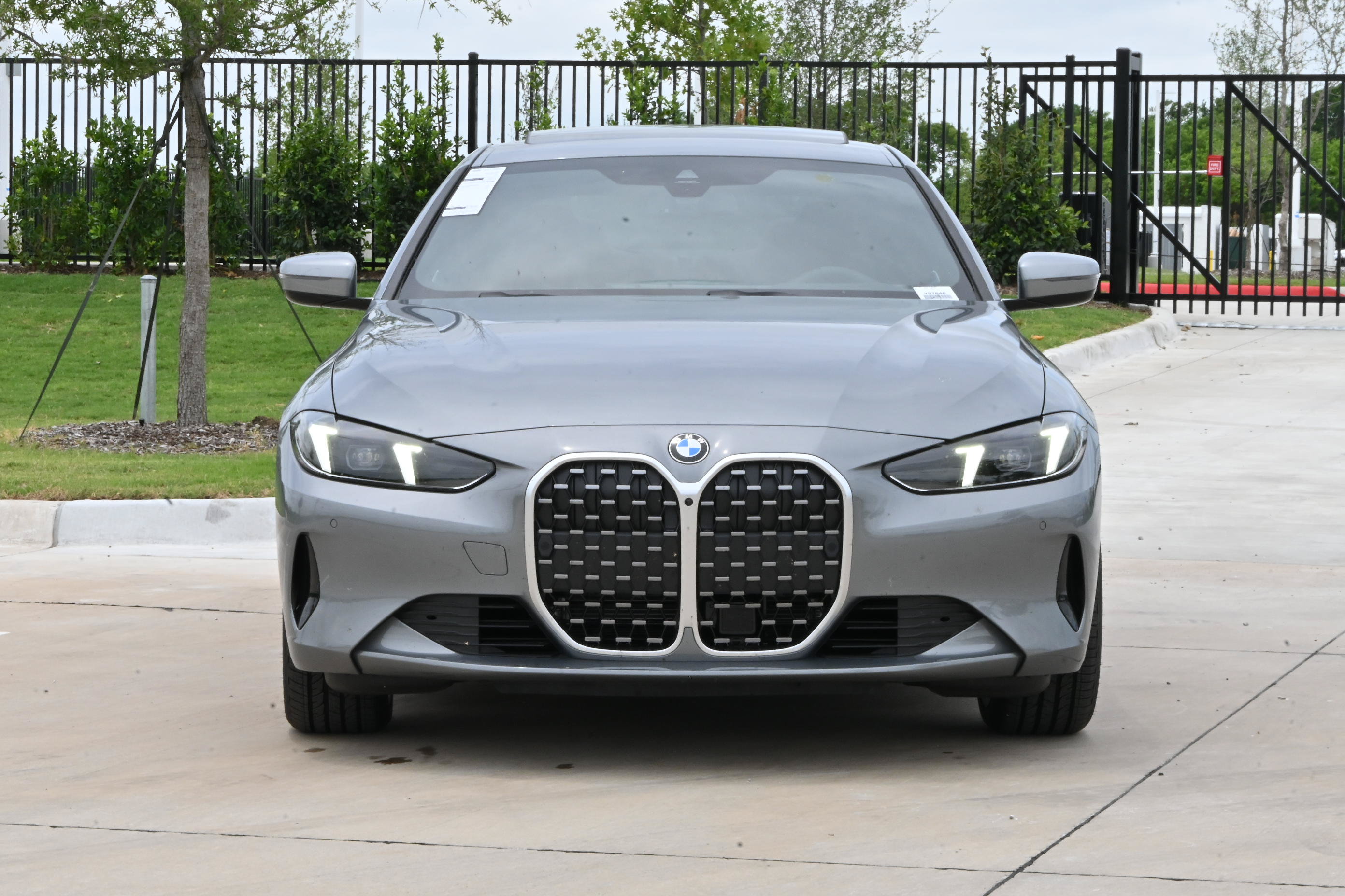 New 2027 BMW 430i Coupe w/ Premium Package RWD image 2