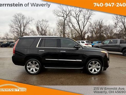 Used 2019 Cadillac Escalade Luxury image 38