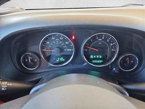 Used 2015 Jeep Wrangler Sport AWD/4WD image 11
