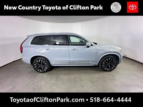 Used 2025 Volvo XC90 T8 Plus w/ Protection Package Premier AWD/4WD image 2