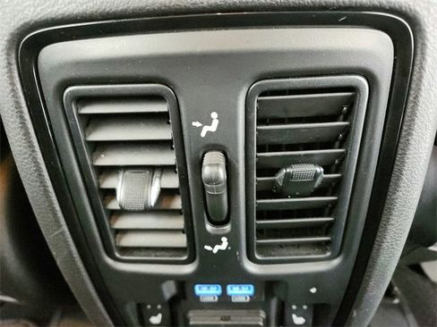 Used 2021 Dodge Durango GT image 42