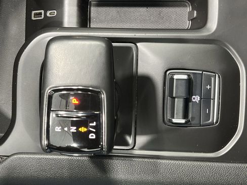 Used 2023 GMC Sierra 1500 AT4 w/ AT4 Premium Package AWD/4WD image 20
