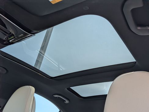 Certified 2025 Mercedes-Benz C 300 Sedan image 30
