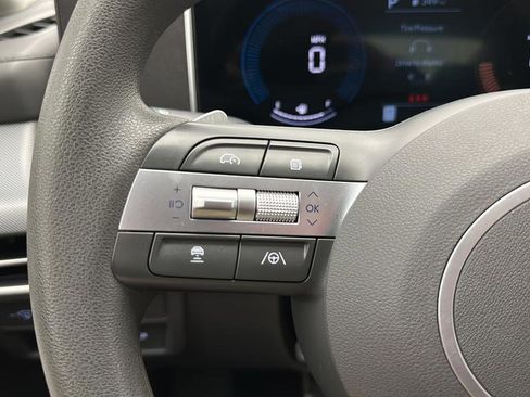 Used 2025 Hyundai Sonata SEL FWD image 17
