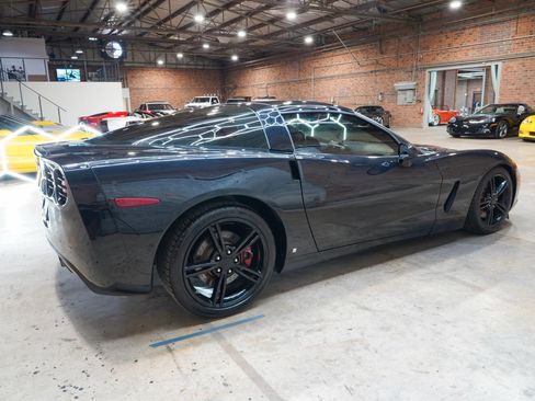 Used 2007 Chevrolet Corvette Coupe w/ Preferred Equipment Group RWD image 16