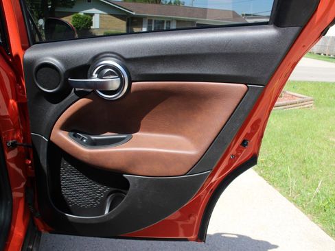 Used 2016 FIAT 500X Lounge image 34