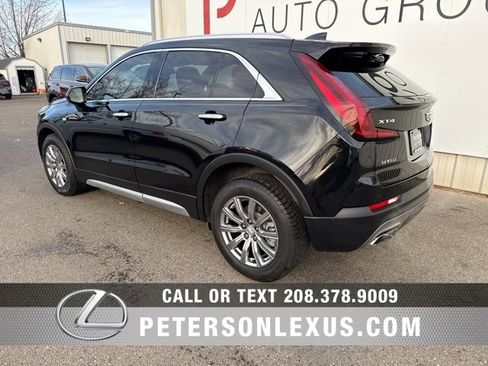 Used 2020 Cadillac XT4 Premium Luxury image 5