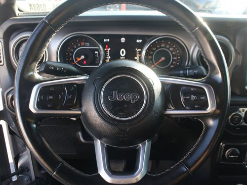 Used 2020 Jeep Gladiator Sport w/ Quick Order Package 24S AWD/4WD image 18