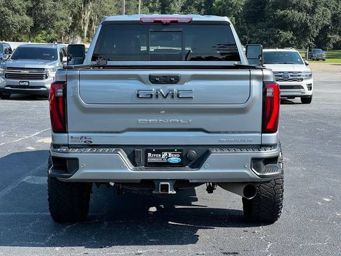 Used 2024 GMC Sierra 2500 Denali Ultimate w/ Max Trailering Package AWD/4WD image 4