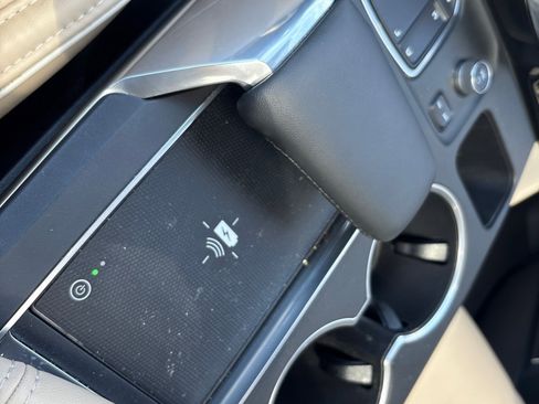 Used 2022 Acura MDX SH-AWD w/ Advance Package image 25