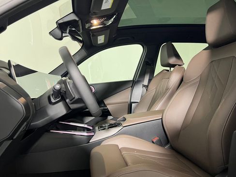 Used 2026 BMW X3 xDrive30 w/ Premium Package image 5