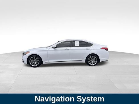 Used 2018 Genesis G80 3.8 RWD image 2