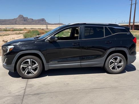 Used 2018 GMC Terrain SLT w/ Preferred Package AWD/4WD image 4