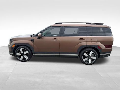 Used 2024 Hyundai Santa Fe Limited FWD image 4