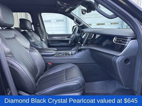 Used 2022 Jeep Wagoneer Series III w/ Premium Group I image 10