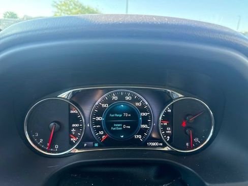 Used 2018 GMC Acadia Denali w/ Technology Package FWD image 16