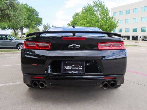 Used 2018 Chevrolet Camaro SS image 6