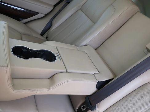 Used 2015 Land Rover Range Rover Supercharged AWD/4WD image 41