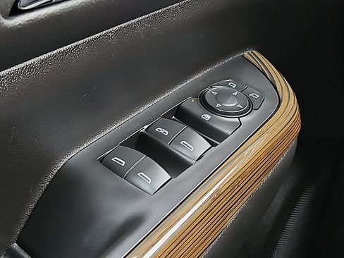 Used 2023 GMC Acadia SLE w/ Driver Convenience Package AWD/4WD image 24