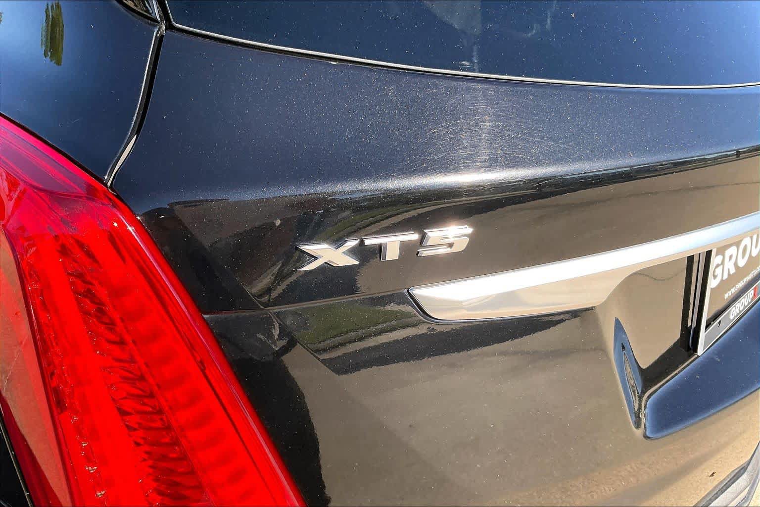 Used 2019 Cadillac XT5 Premium Luxury AWD/4WD image 10