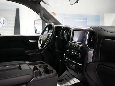 Used 2022 Chevrolet Silverado 3500 LT w/ Convenience Package image 21